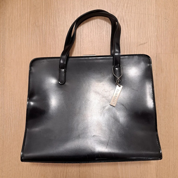 Bebe Black Shiny Leather Minimalist Snap Closure Y2K Medium Handbag Purse - Picture 1 of 10